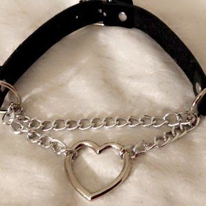 Heart Shaped Choker w/ Chains